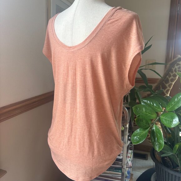 Patagonia Glorya Twist Top, Large, Reversible Front to Back, NWT - Picture 12 of 12